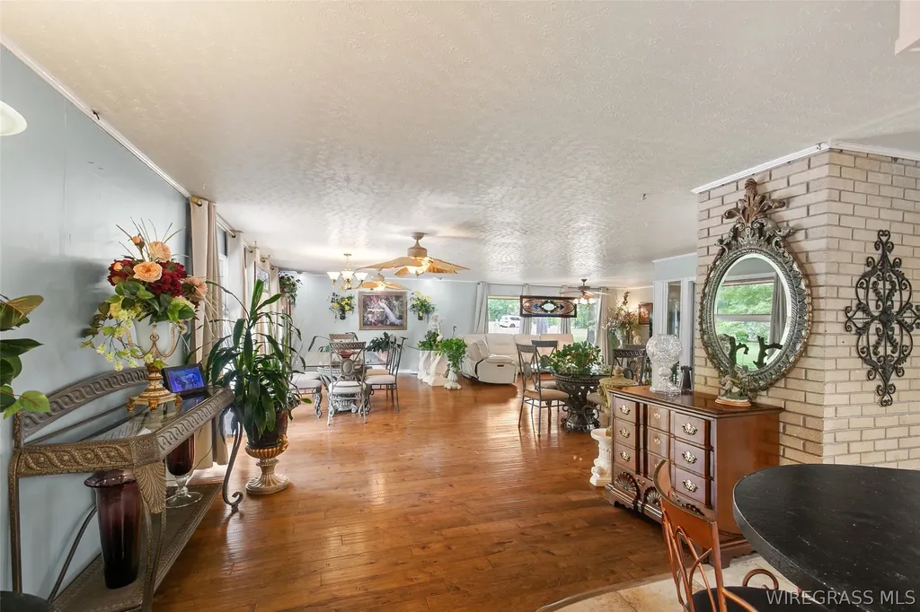 2106 Brookhill Road Dothan AL 36301