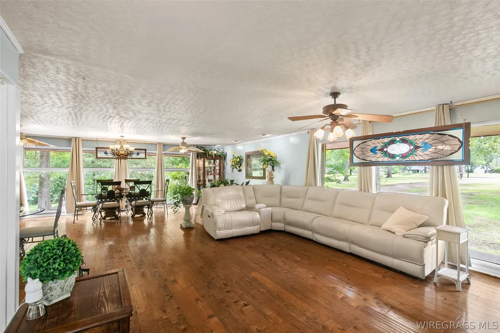 2106 Brookhill Road Dothan AL 36301