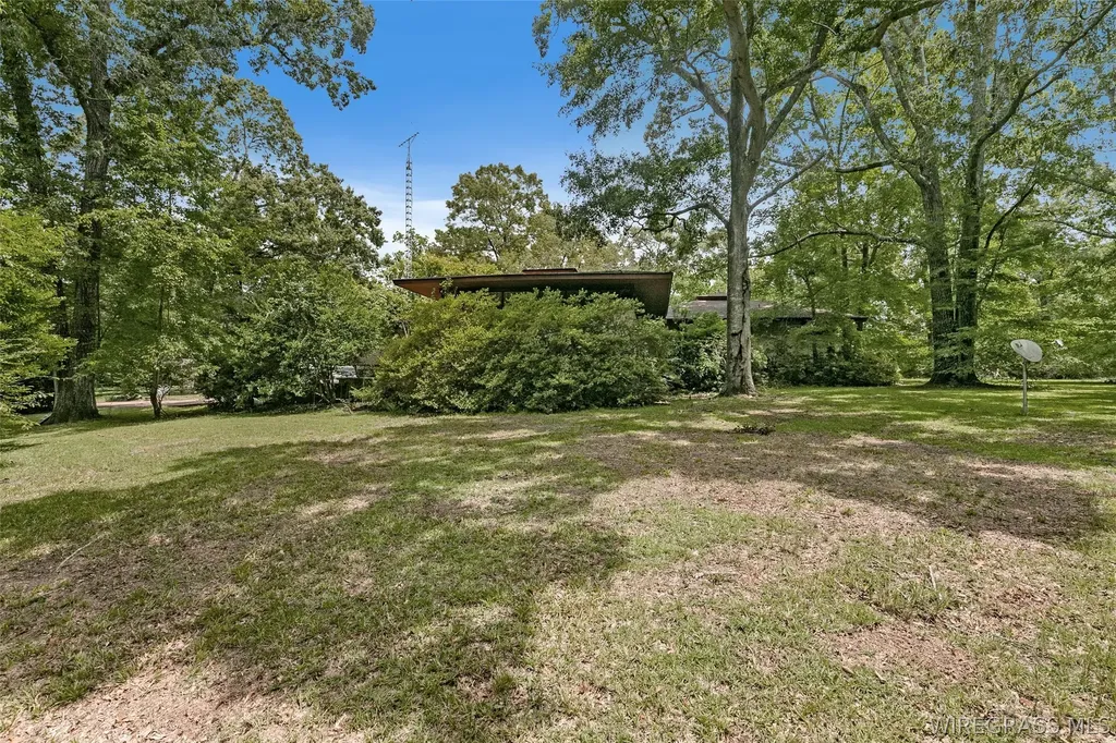 2106 Brookhill Road Dothan AL 36301