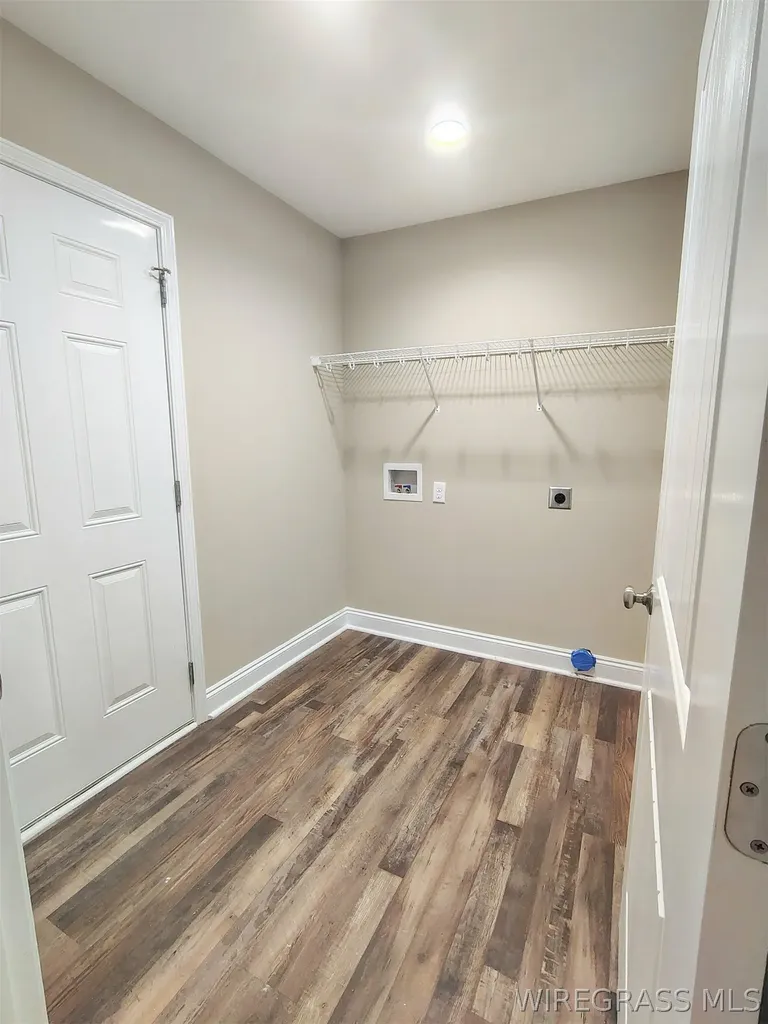 437 Wilshire Street Geneva AL 36340