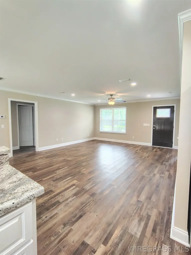 437 Wilshire Street Geneva AL 36340