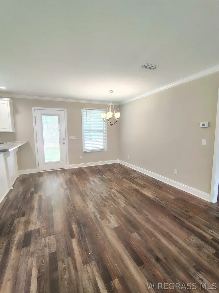 437 Wilshire Street Geneva AL 36340