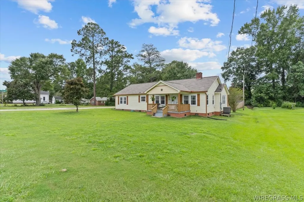 8964 N Main Street Brantley AL 36009