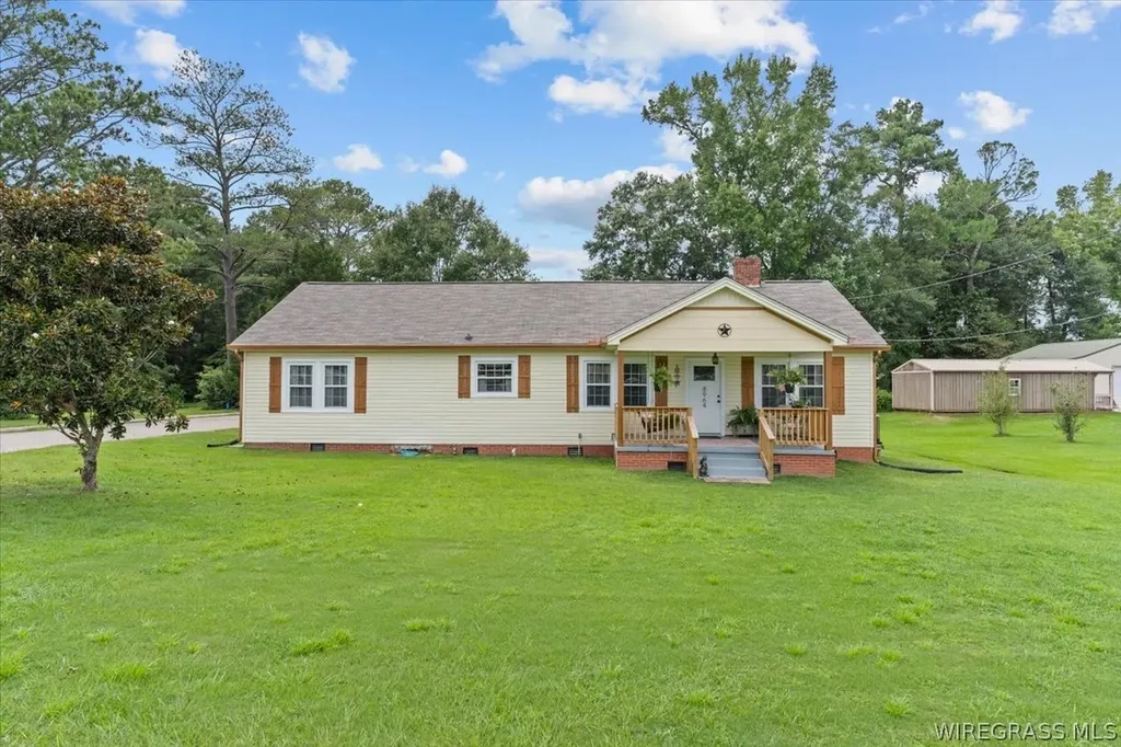 8964 N Main Street Brantley AL 36009