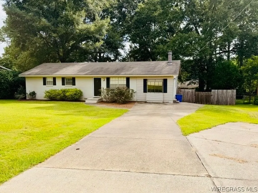 111 Hilltop Drive Troy AL 36081