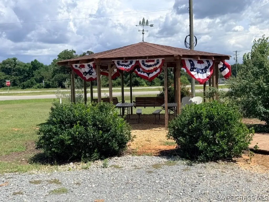 30756 County Road 72 Opp AL 36467