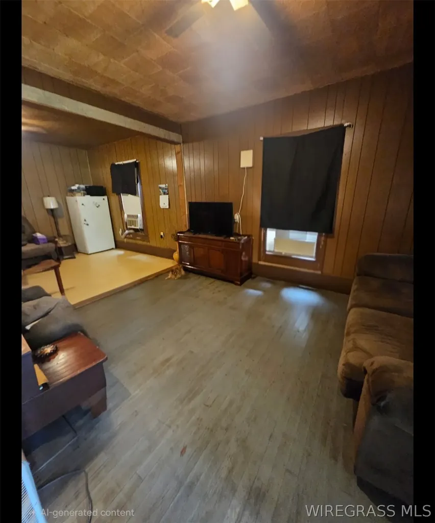 129 E Fleming Avenue Geneva AL 36340