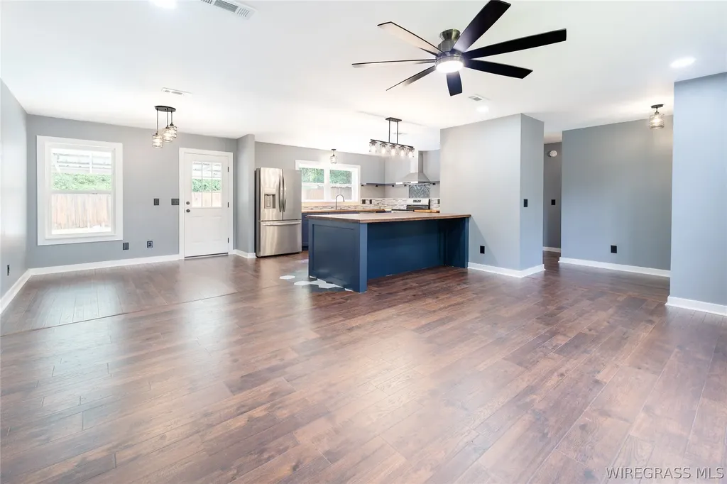 222 Keisha Circle Ozark AL 36360