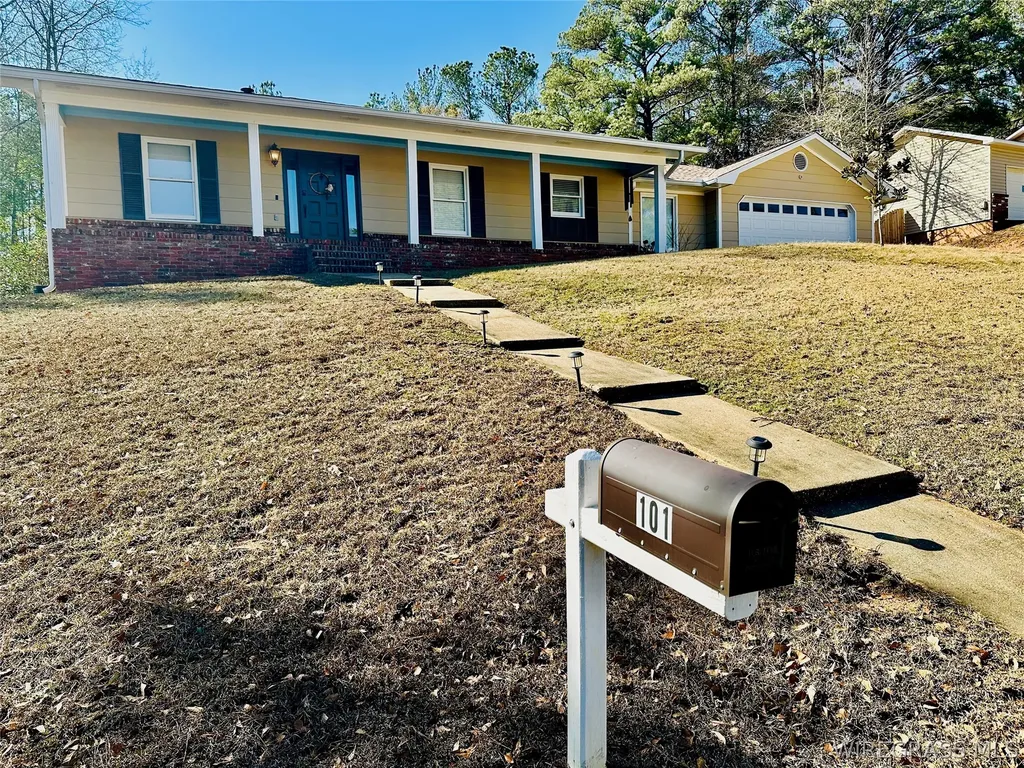 101 Kramer Court Enterprise AL 36330