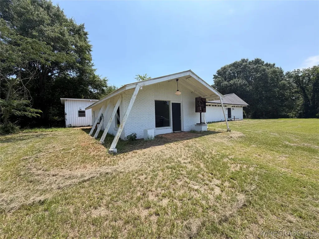 3514 Highway 231 S Brundidge AL 36010
