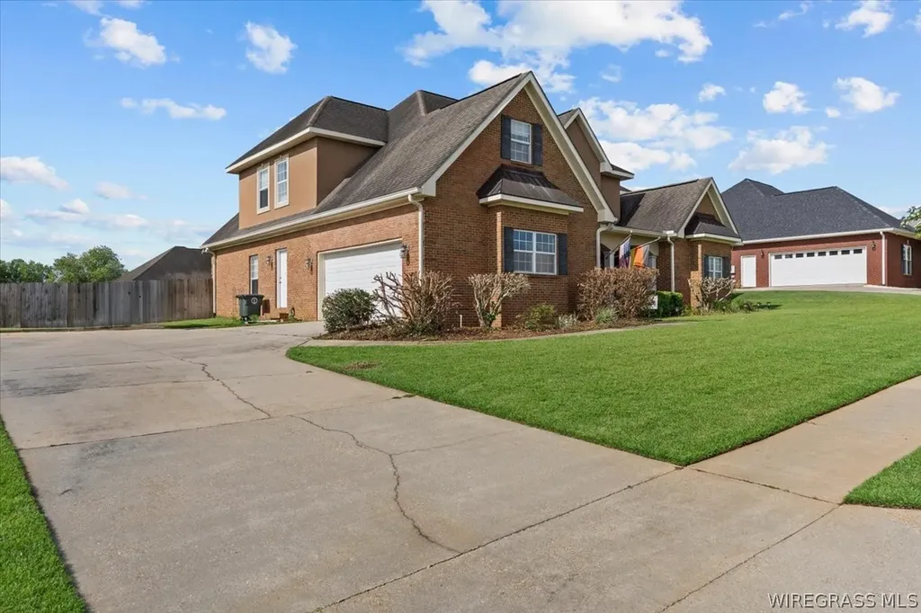 104 Frisco Lane Enterprise AL 36330