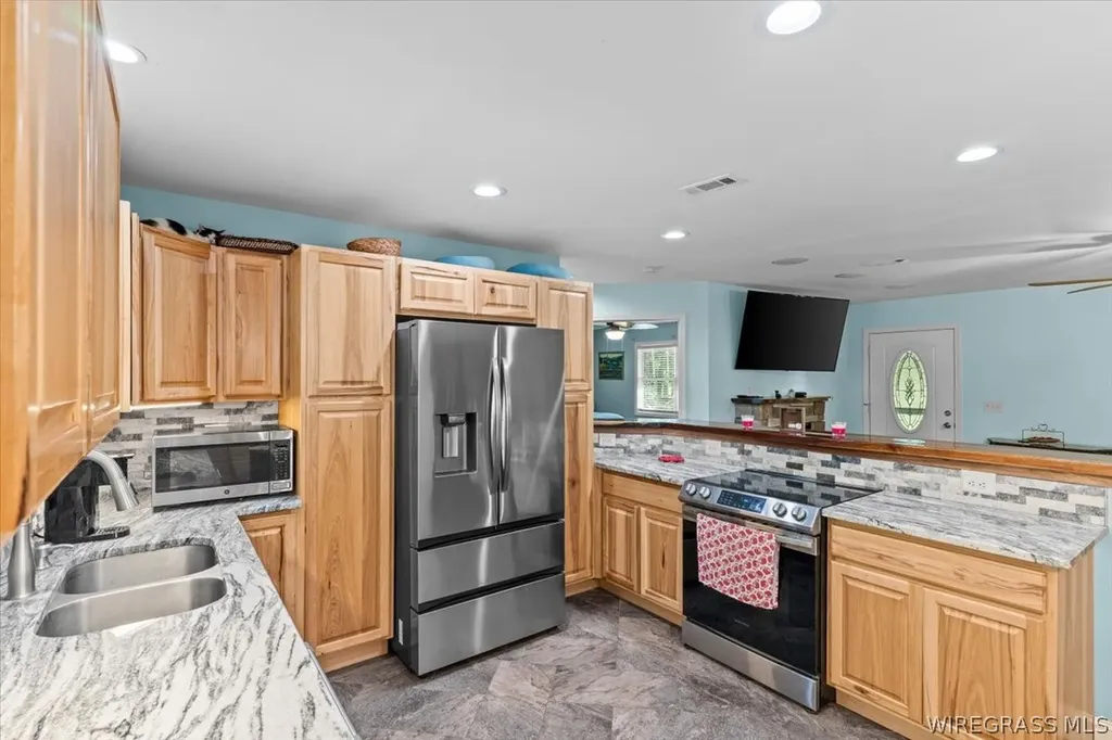 20389 W State Highway 52 Kinston AL 36453