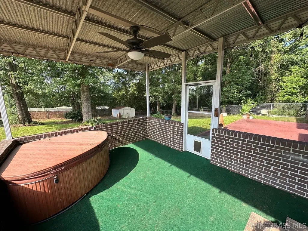 827 Willow Oaks Drive Ozark AL 36360