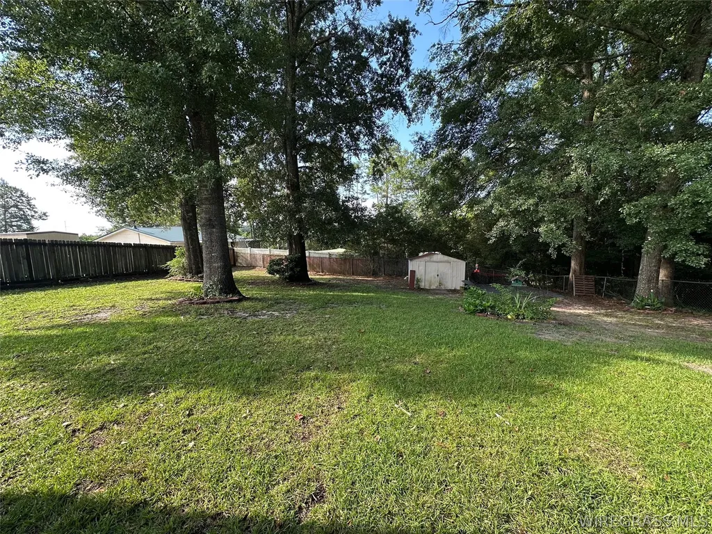827 Willow Oaks Drive Ozark AL 36360
