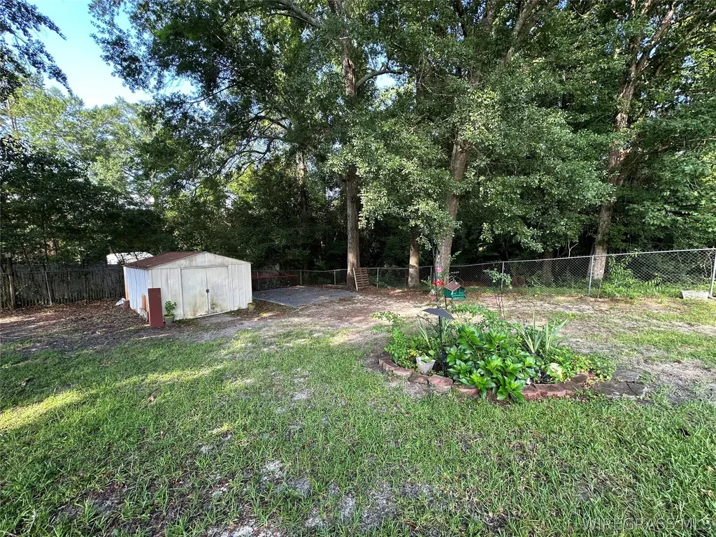 827 Willow Oaks Drive Ozark AL 36360