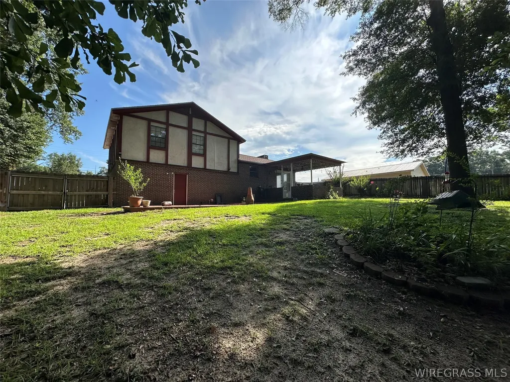 827 Willow Oaks Drive Ozark AL 36360