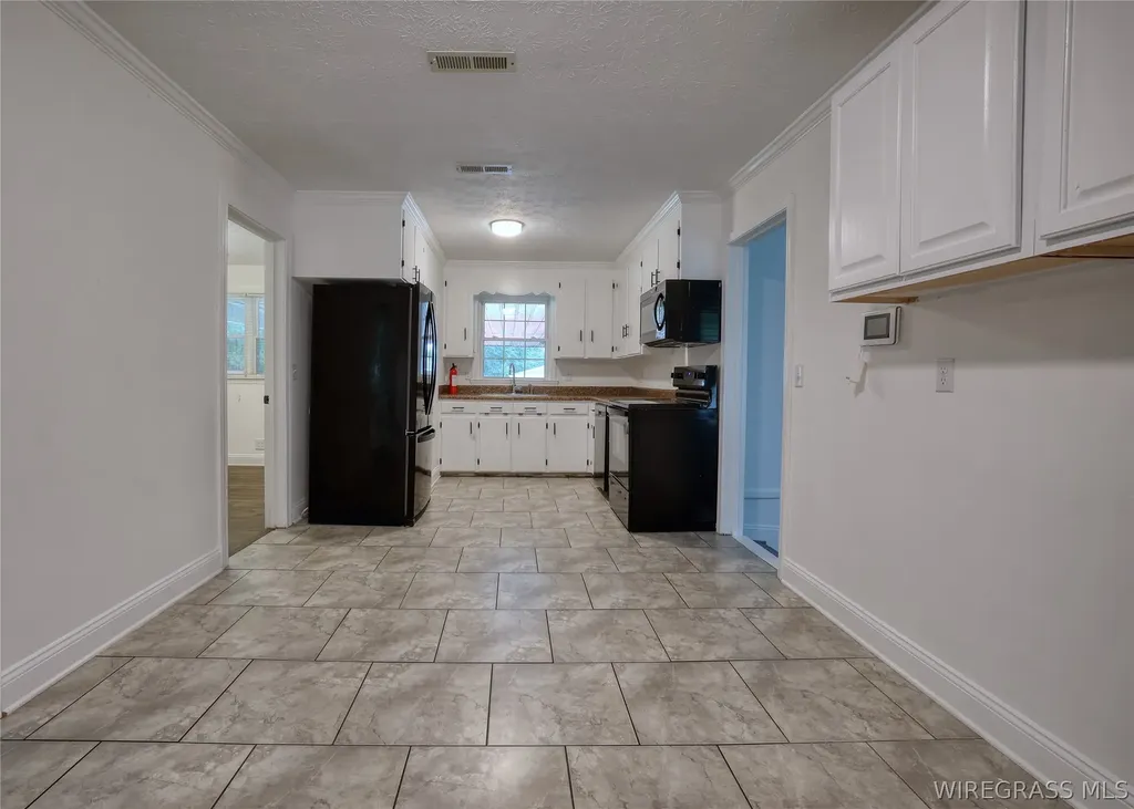 903 Moss Street Dothan AL 96734