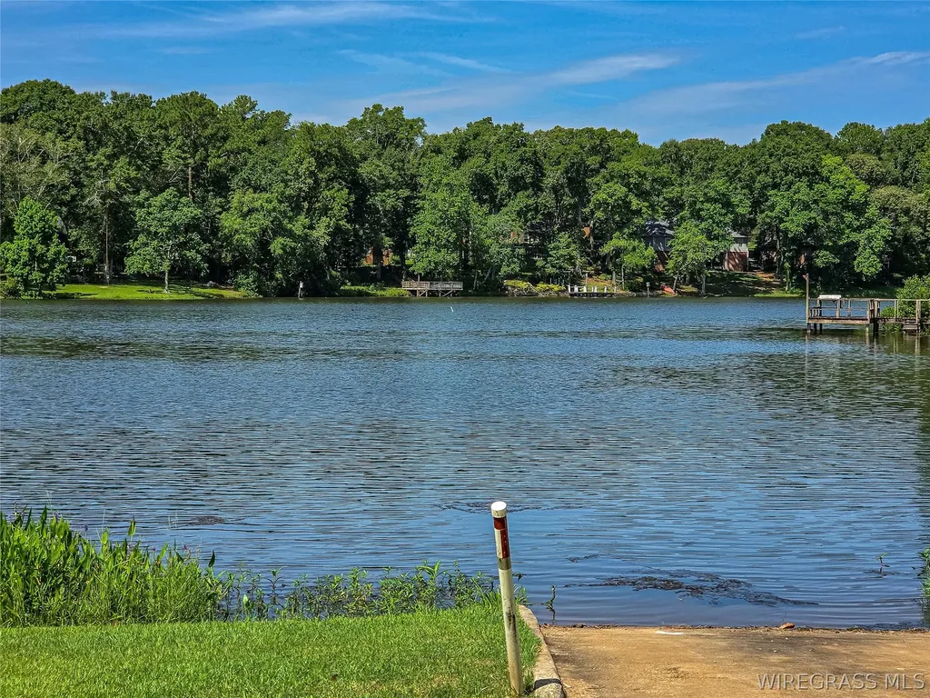 97 Lake Oak Ridge Drive Enterprise AL 36330