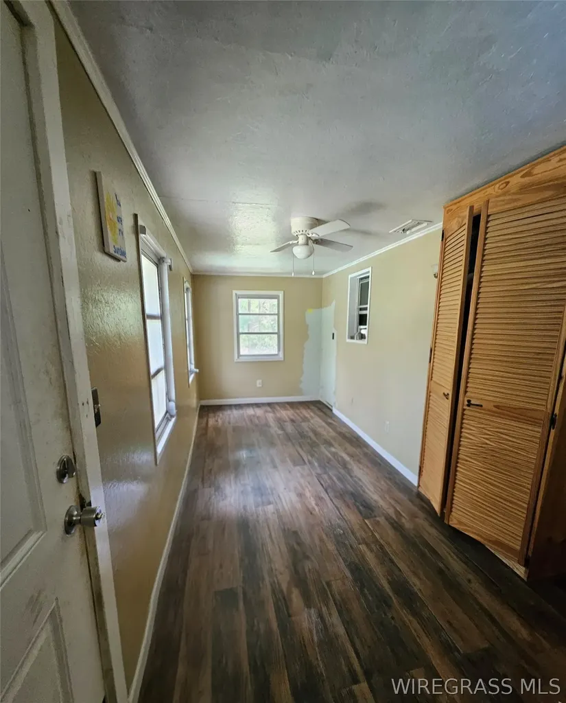 314 E Smith Avenue Geneva AL 36340