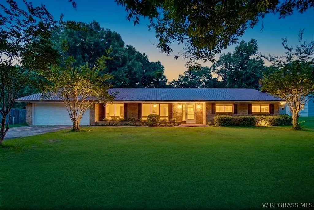 3095 Andrews Avenue Ozark AL 36360