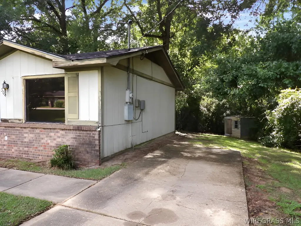 304 Arrowhead Drive Troy AL 36081