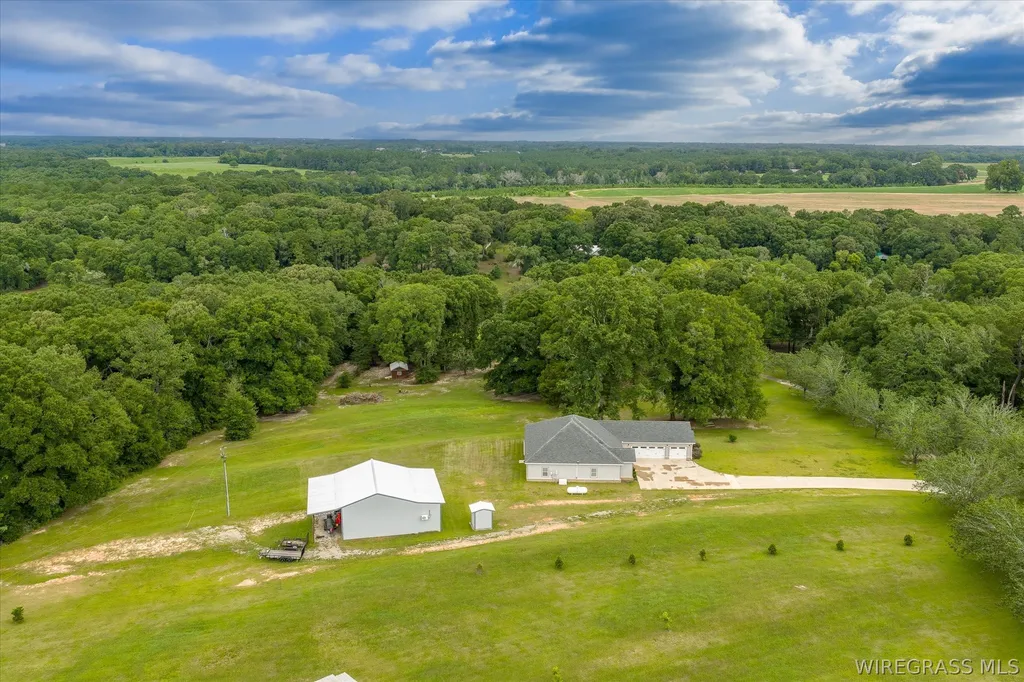 1207 County Road 1 Daleville AL 36322