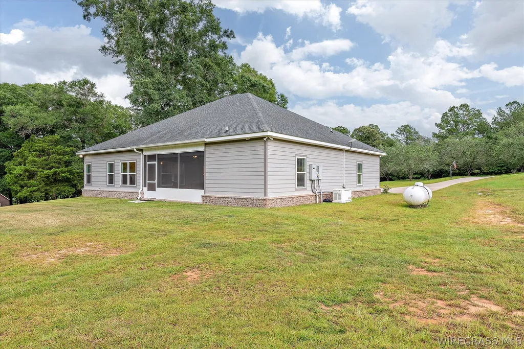 1207 County Road 1 Daleville AL 36322