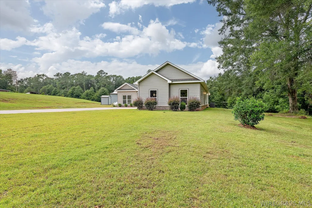 1207 County Road 1 Daleville AL 36322