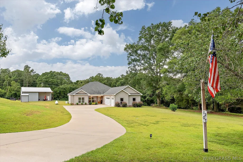 1207 County Road 1 Daleville AL 36322