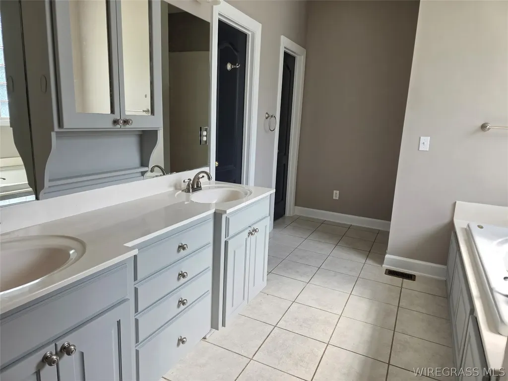 1730 Roy Parker Road Ozark AL 36360