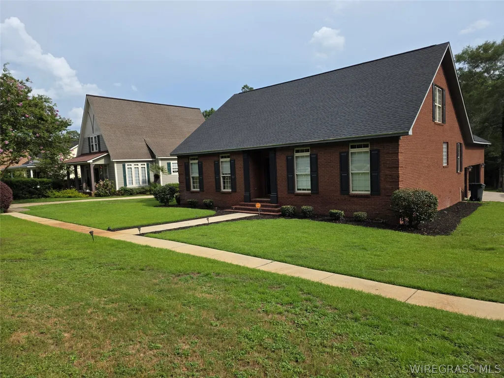 1730 Roy Parker Road Ozark AL 36360