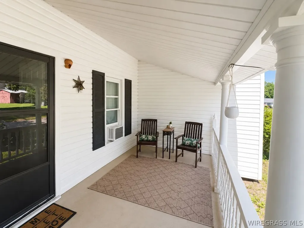 271 W Church Street Coffee Springs AL 36318