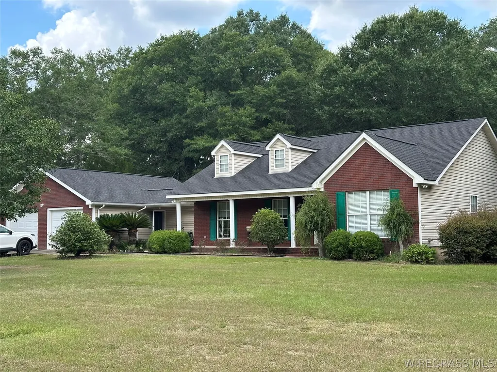 125 Collins Drive Ozark AL 36360