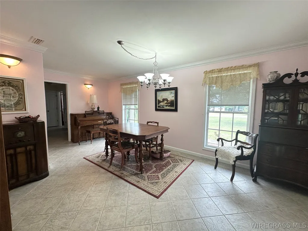 125 Collins Drive Ozark AL 36360