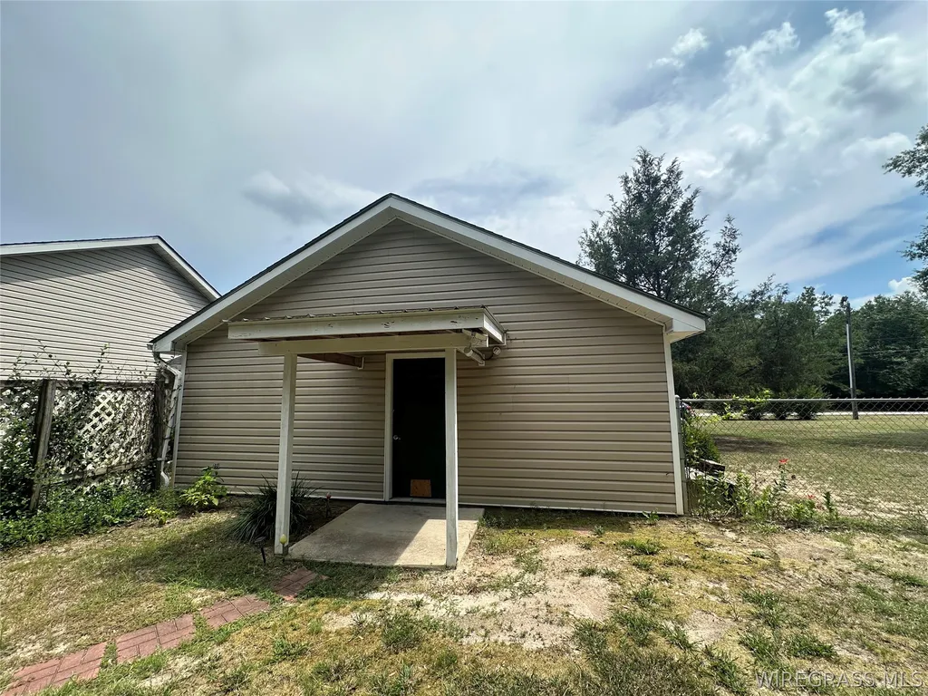 125 Collins Drive Ozark AL 36360