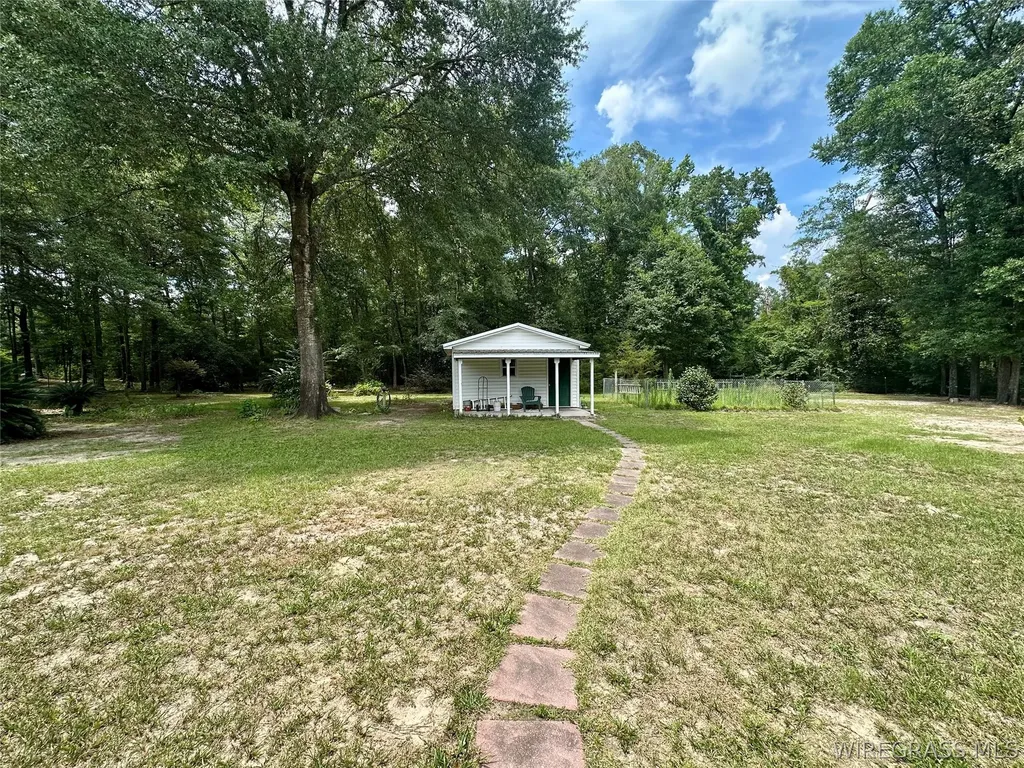 125 Collins Drive Ozark AL 36360