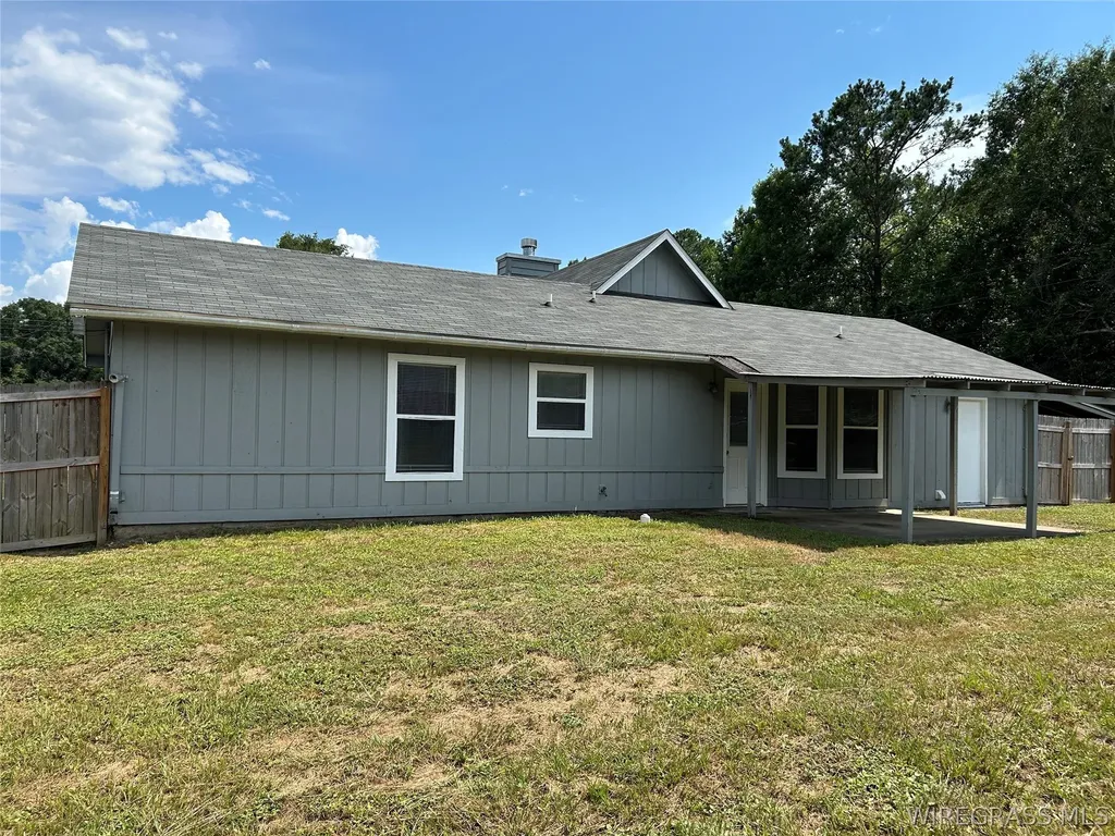 2393 Highway 134 E Daleville AL 36322
