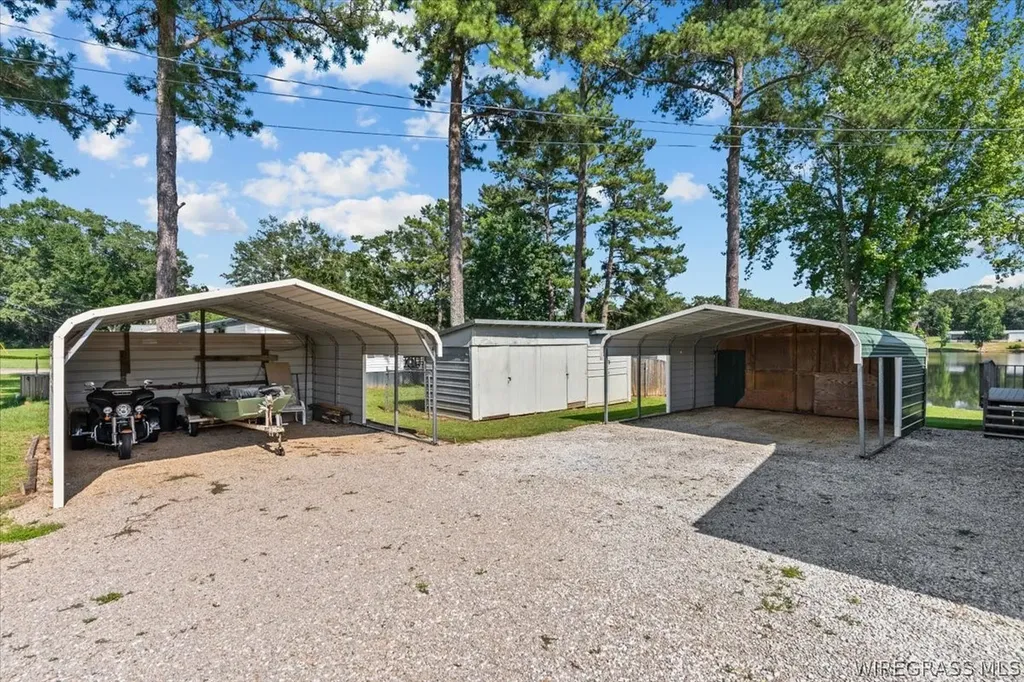 236 Windsor Lake Road Chancellor AL 36316