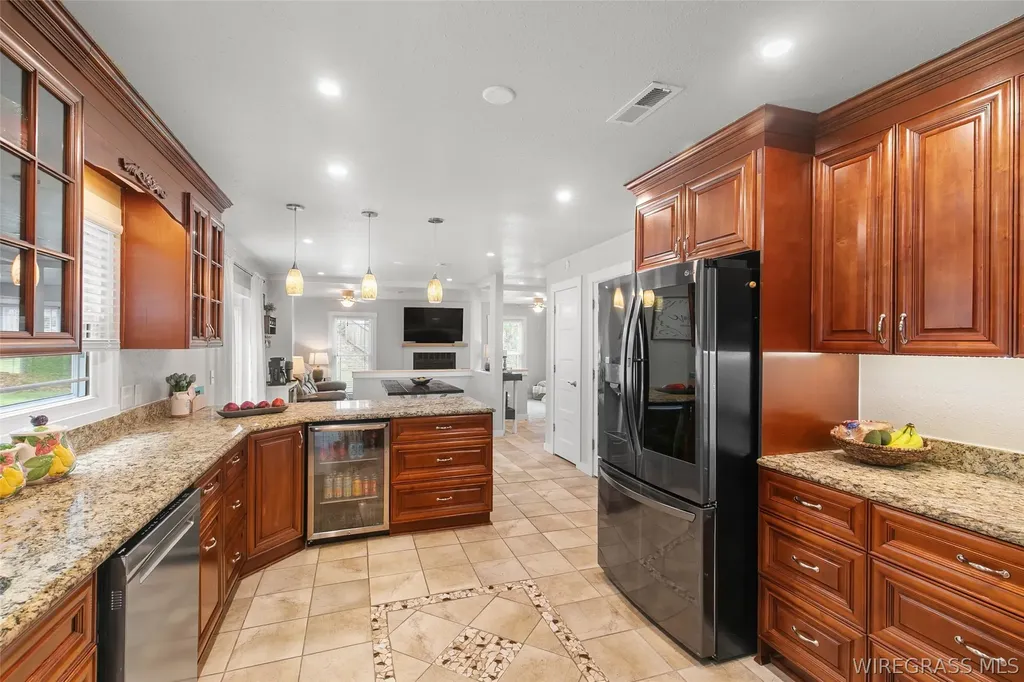 82 Harrand Creek Drive Enterprise AL 36330