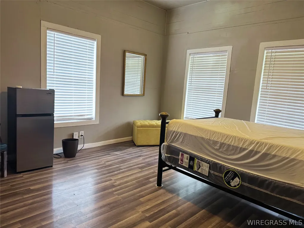 1378 E Burdeshaw Street Dothan AL 36303