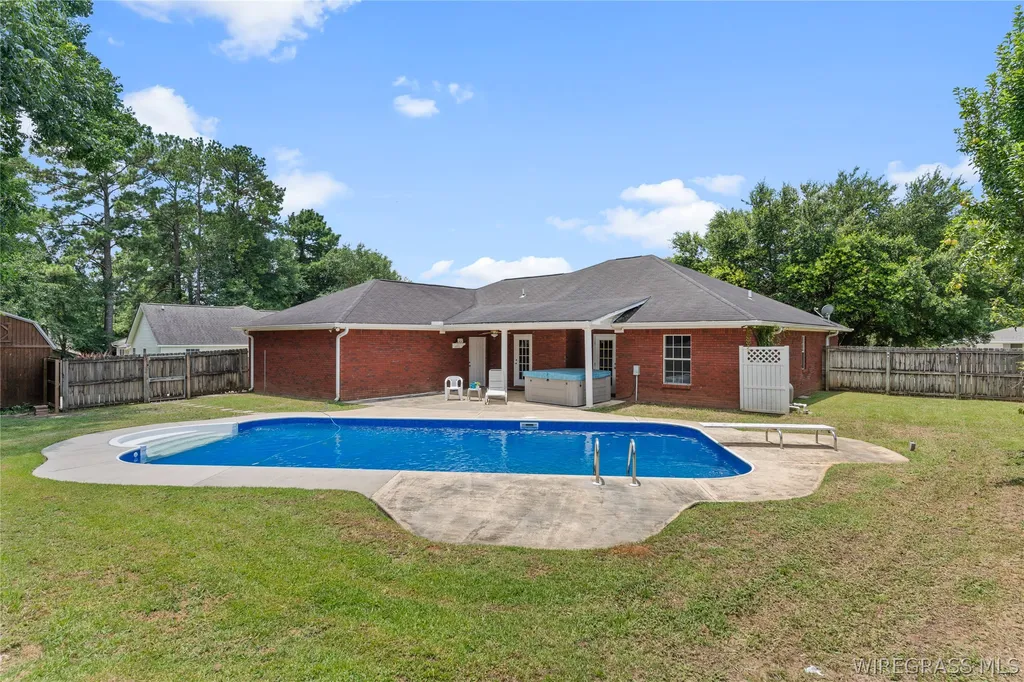 1974 Shellfield Road Enterprise AL 36330