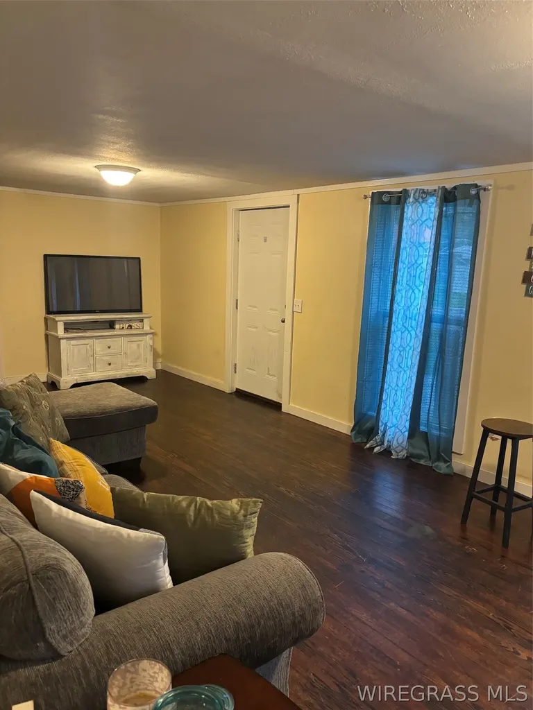 405 N 3rd Avenue Hartford AL 36344