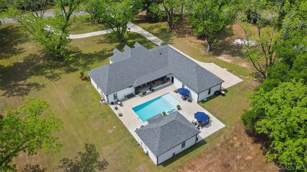 1601 Spring Street Newton AL 36352