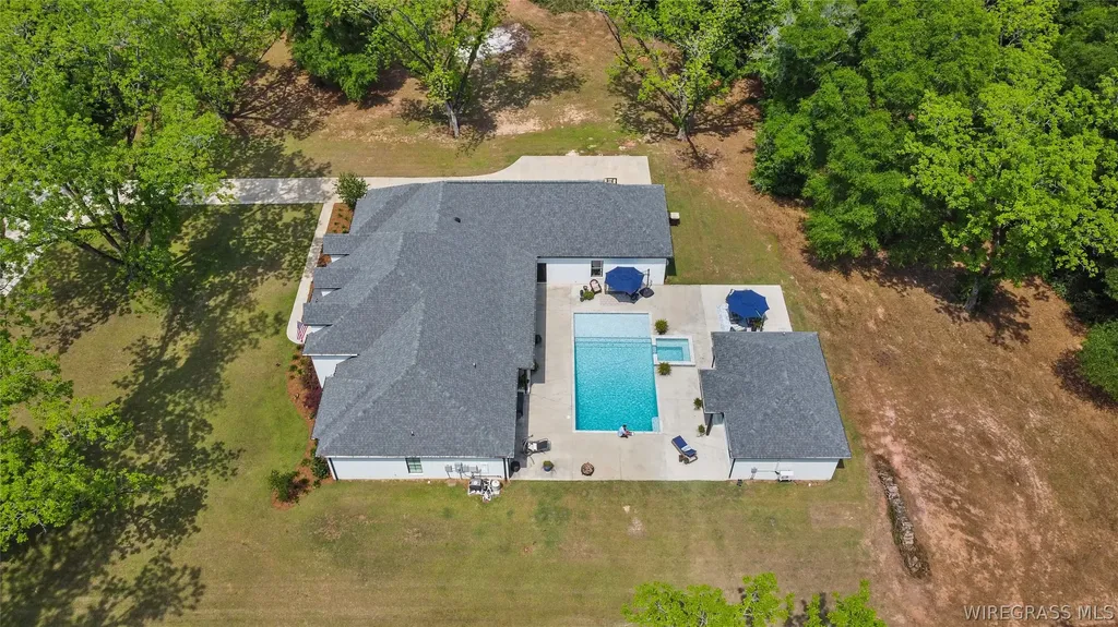 1601 Spring Street Newton AL 36352