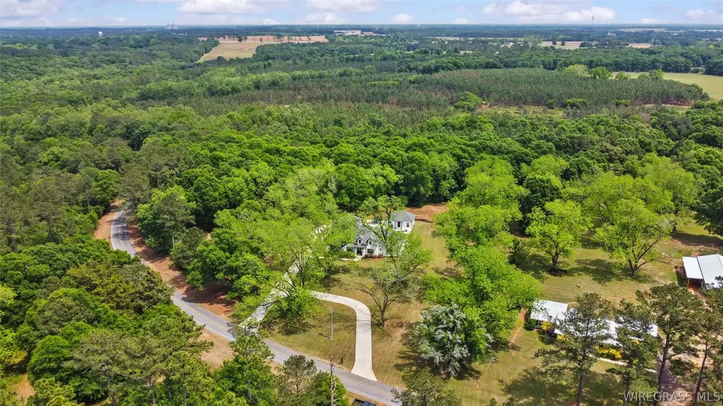 1601 Spring Street Newton AL 36352