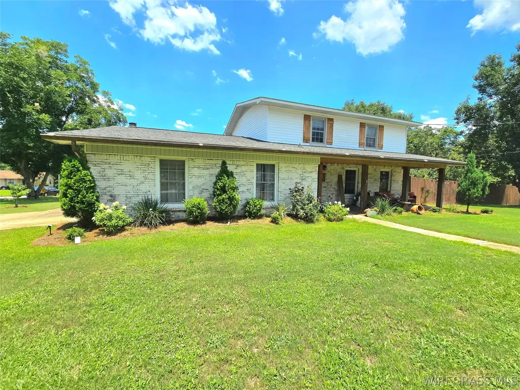 118 Iroquois Road Enterprise AL 36330