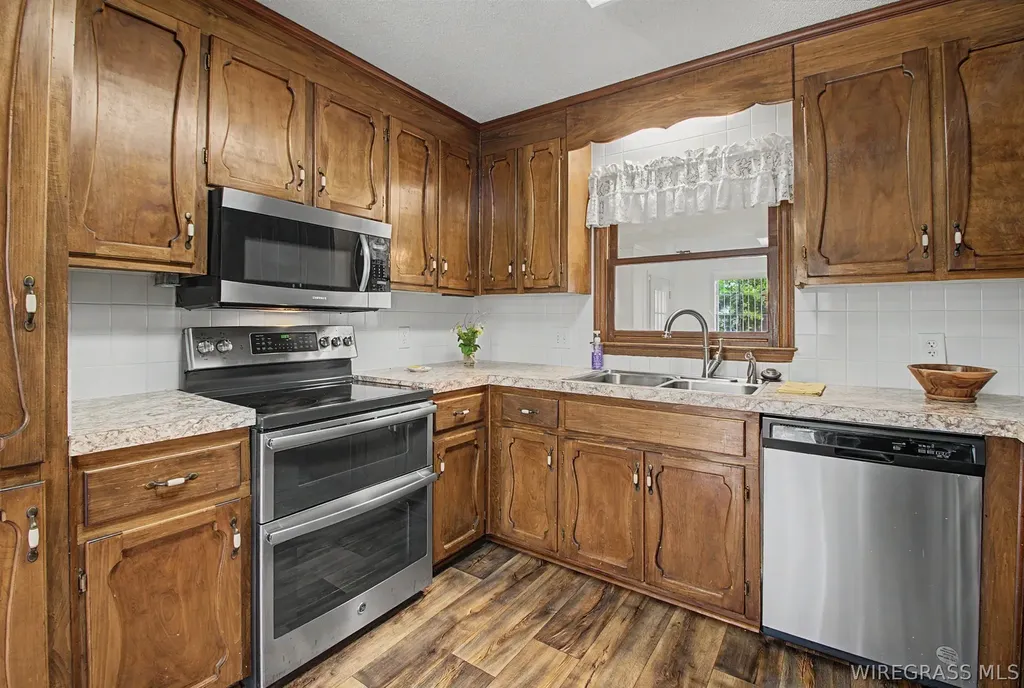 108 Wildwood Drive Enterprise AL 36330