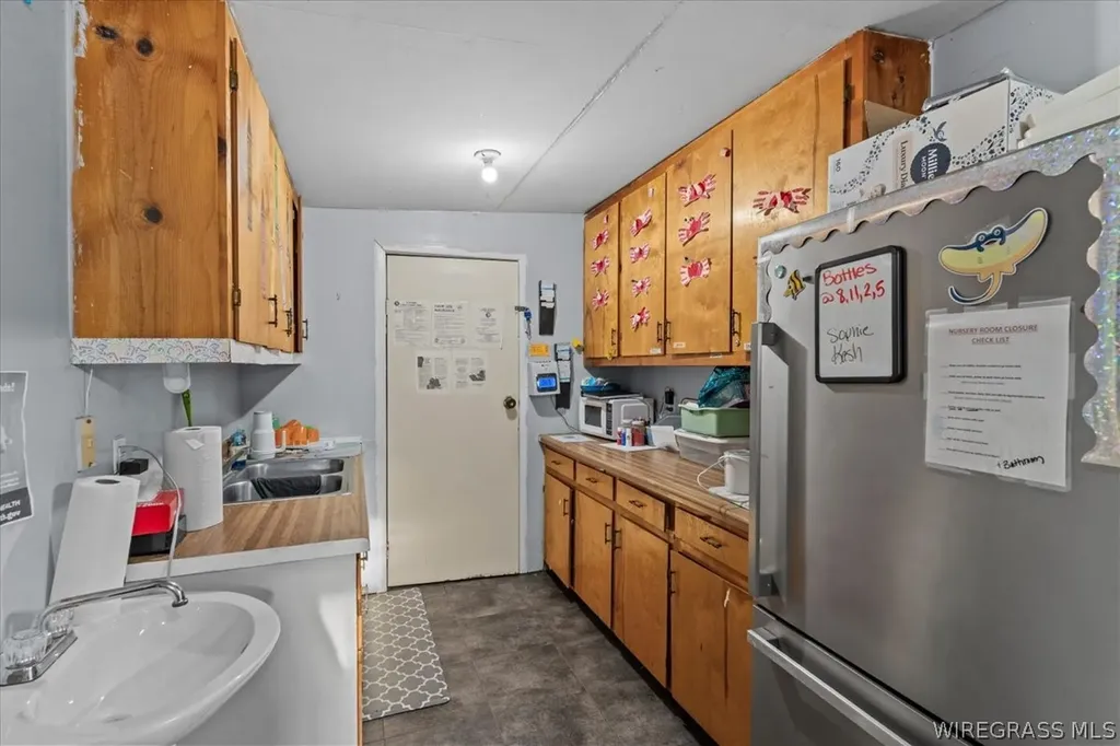 2001 E Highway 123 Hartford AL 36344
