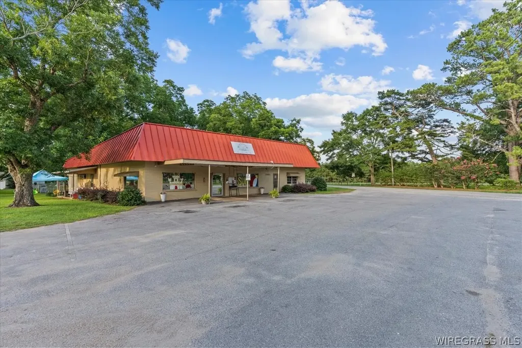 2001 E Highway 123 Hartford AL 36344