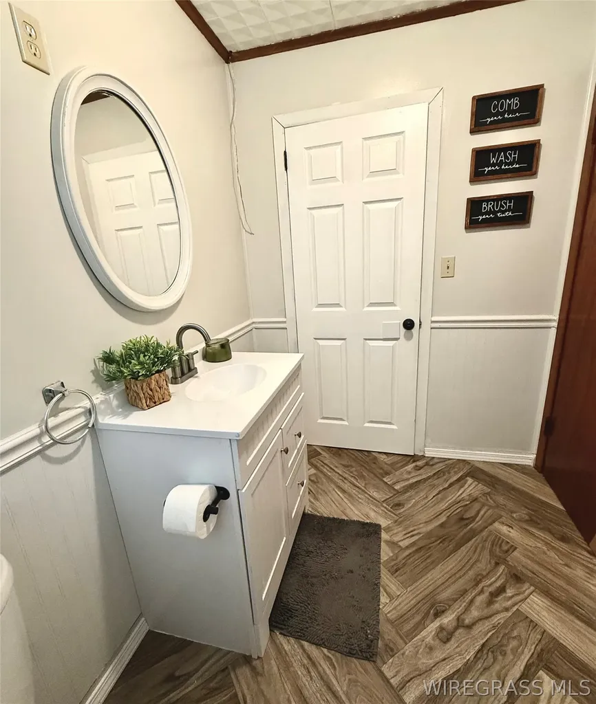 211 N King Street Samson AL 36477